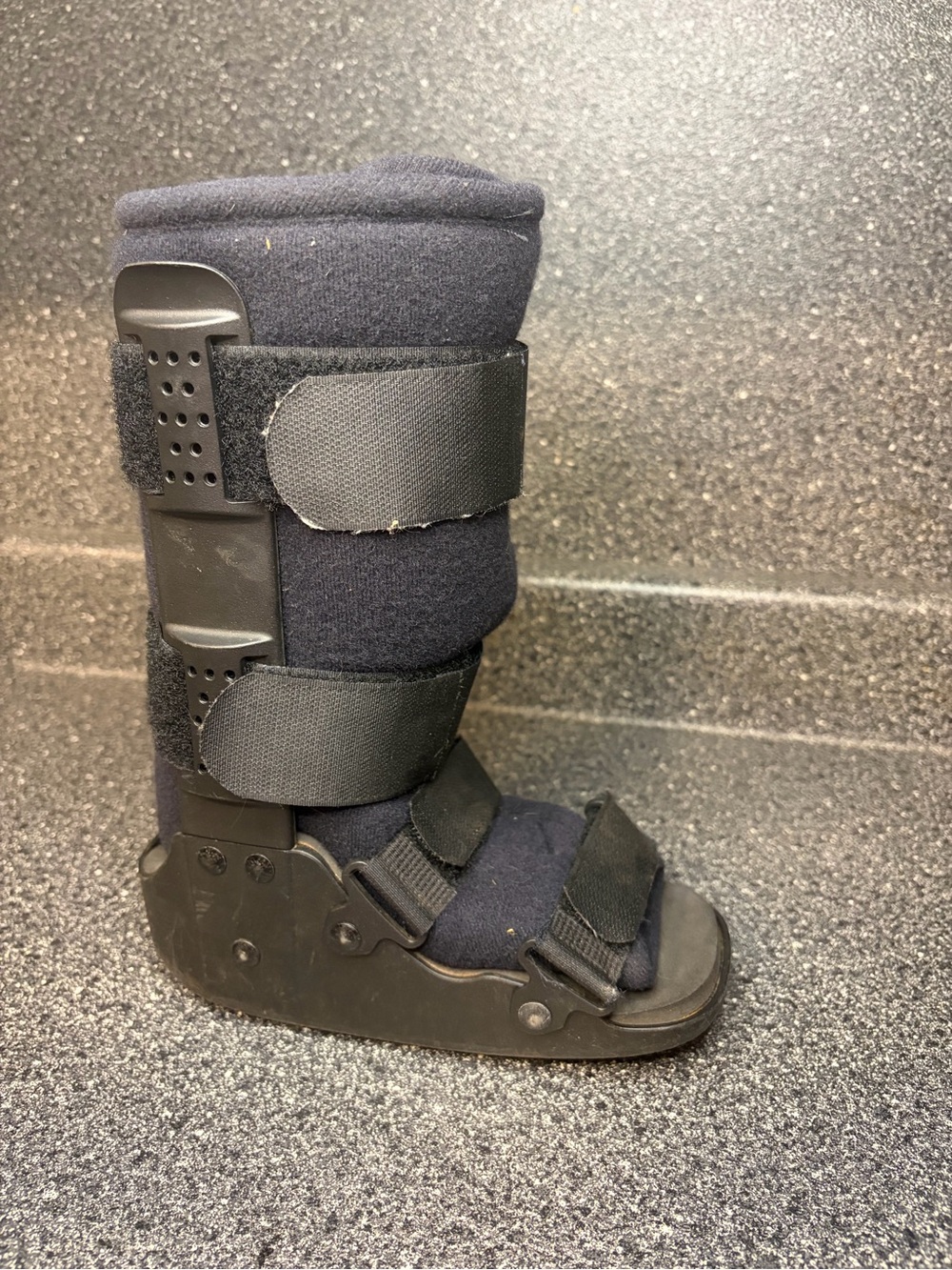 Kids Black Supportive Walking Boot - Pediatric Recovery Boot